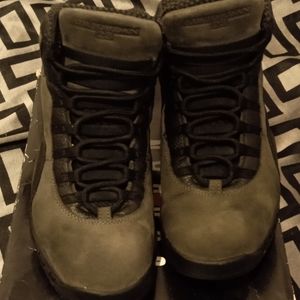 Air Jordan Retro "Shadow" 10 (Authentic)